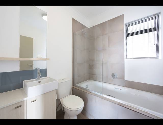 3 BEDROOM APARTMENT FOR SALE IN FOURWAYS